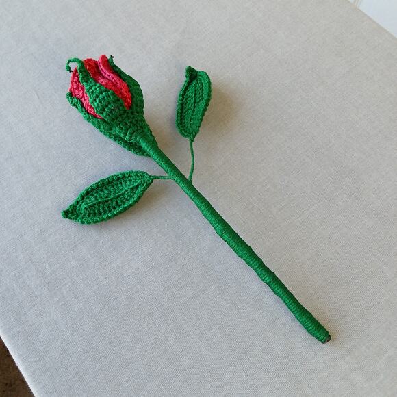 Red Crochet Rosebuds Last Forever 9" long stem rose unique faux flower cottage - Picture 5 of 15